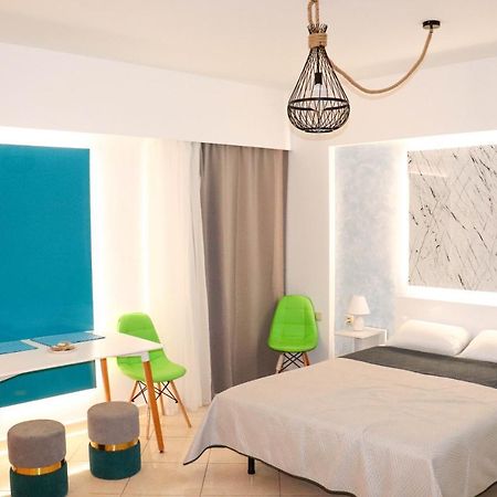 The Sky Yard Eclectic Studios Rhodes City 외부 사진